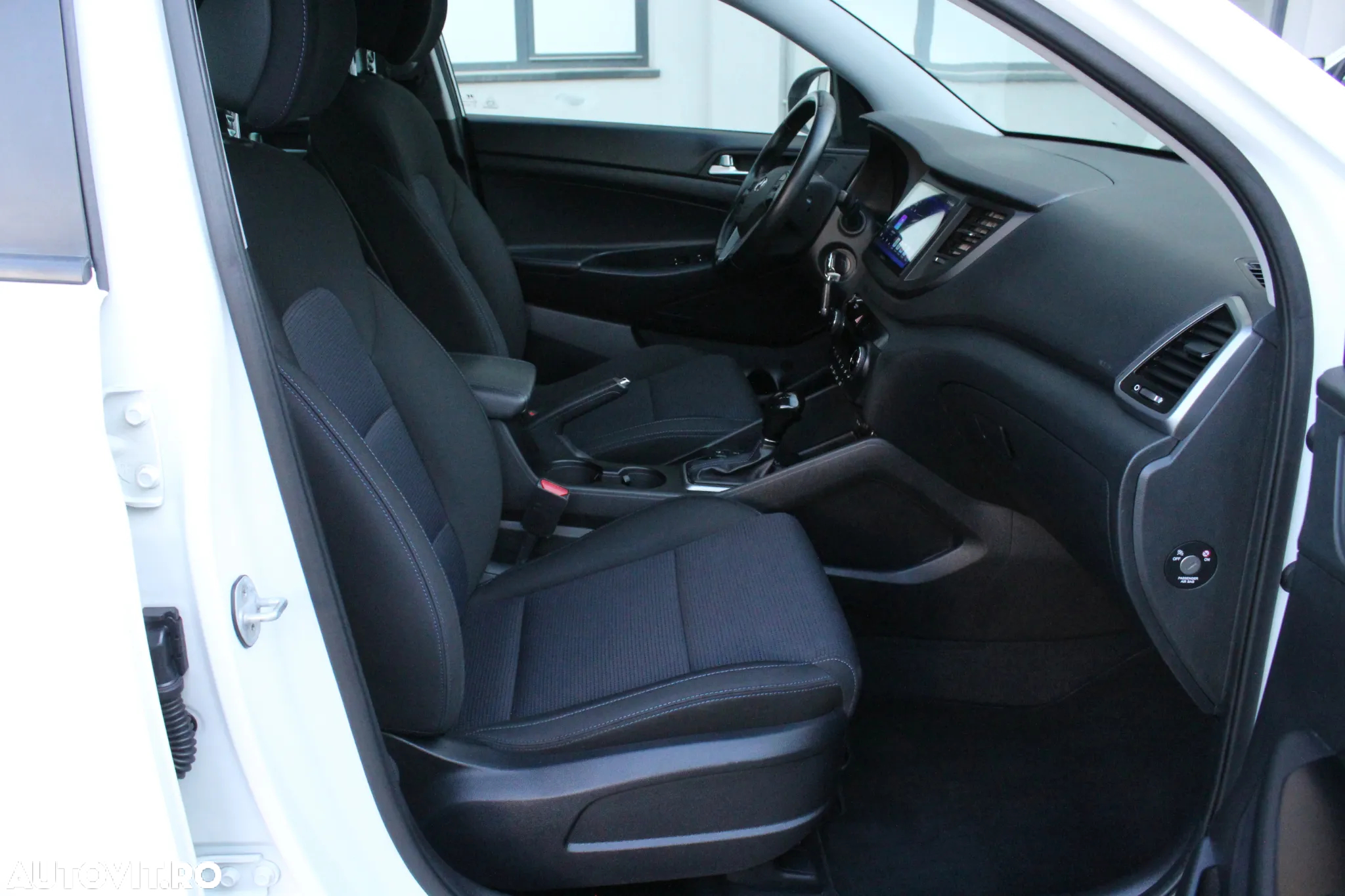 Hyundai Tucson 2.0 CRDI 4WD Automatik Style - 10