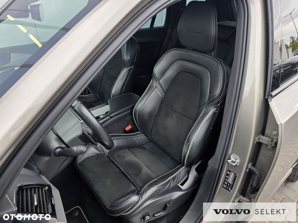 Volvo XC 90 - 13