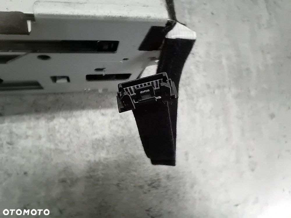 RADIO FABRYCZNE INFINITI FX35 28188CL000 - 2