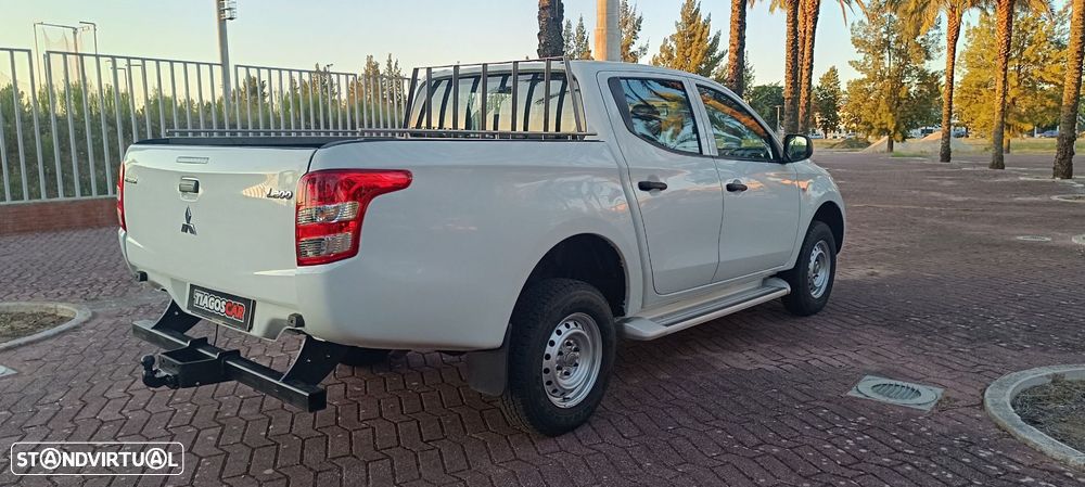 Mitsubishi L200 2.4 DI-D CD Invite 2WD - 31