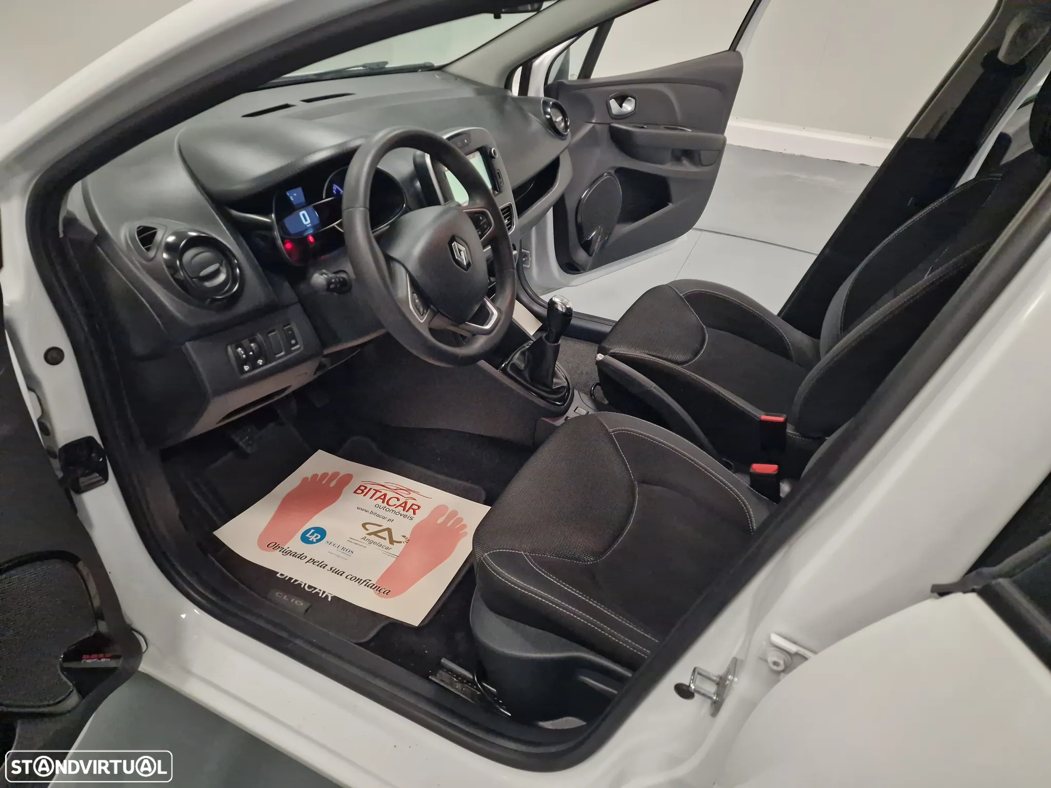 Renault CLIO SOCIETE 1.5DCI 90CV ZEN GPS IVA DEDUTIVEL - 46
