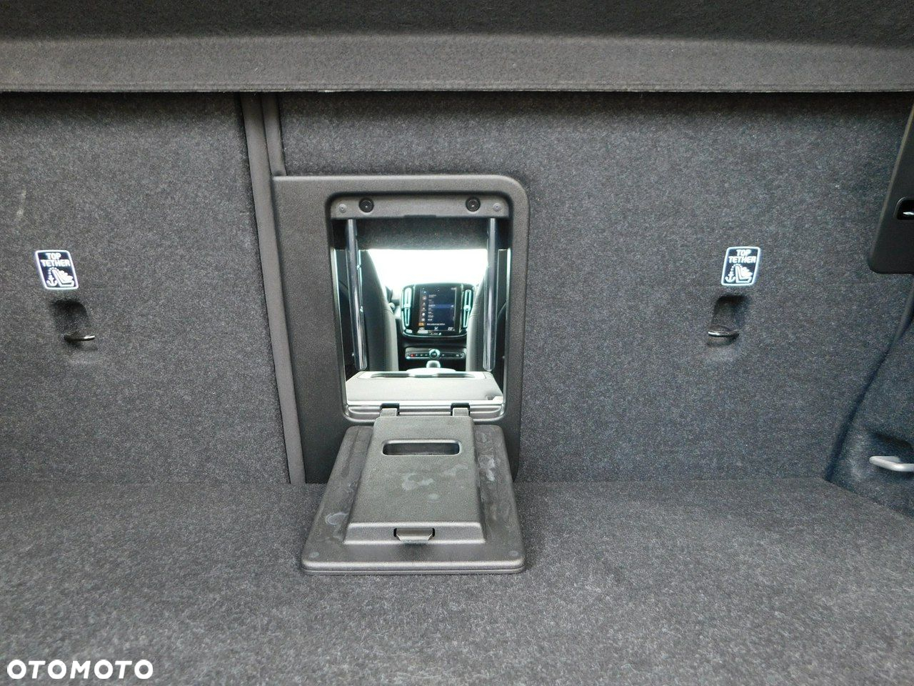 Volvo XC 40 - 31