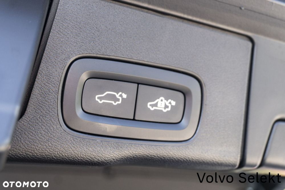 Volvo XC 60 - 22