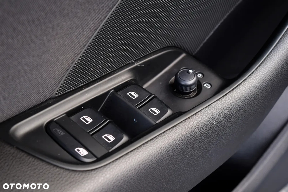 Audi A3 2.0 TDI Sportback (clean diesel) quattro Ambiente - 22