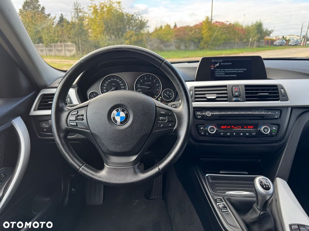 BMW Seria 3 316i M Sport - 20