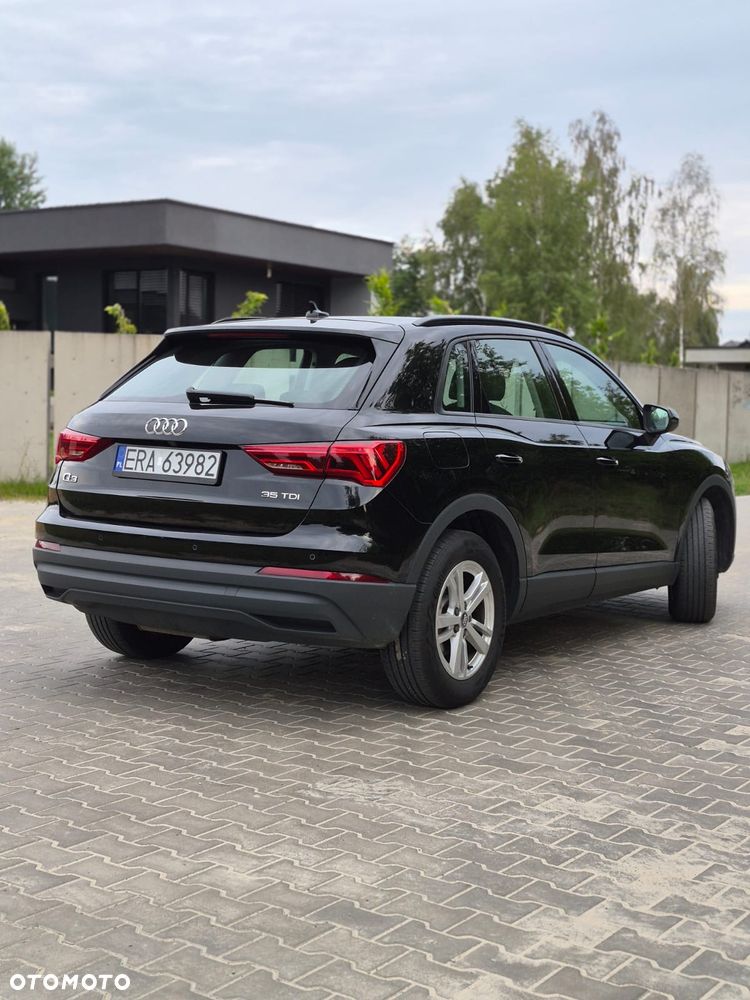 Audi Q3 2.0 TDI S tronic - 9