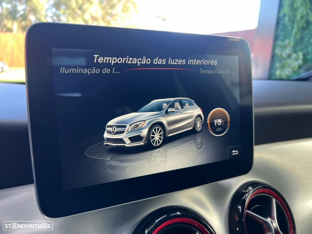 Mercedes-Benz GLA 45 AMG 4-Matic - 32