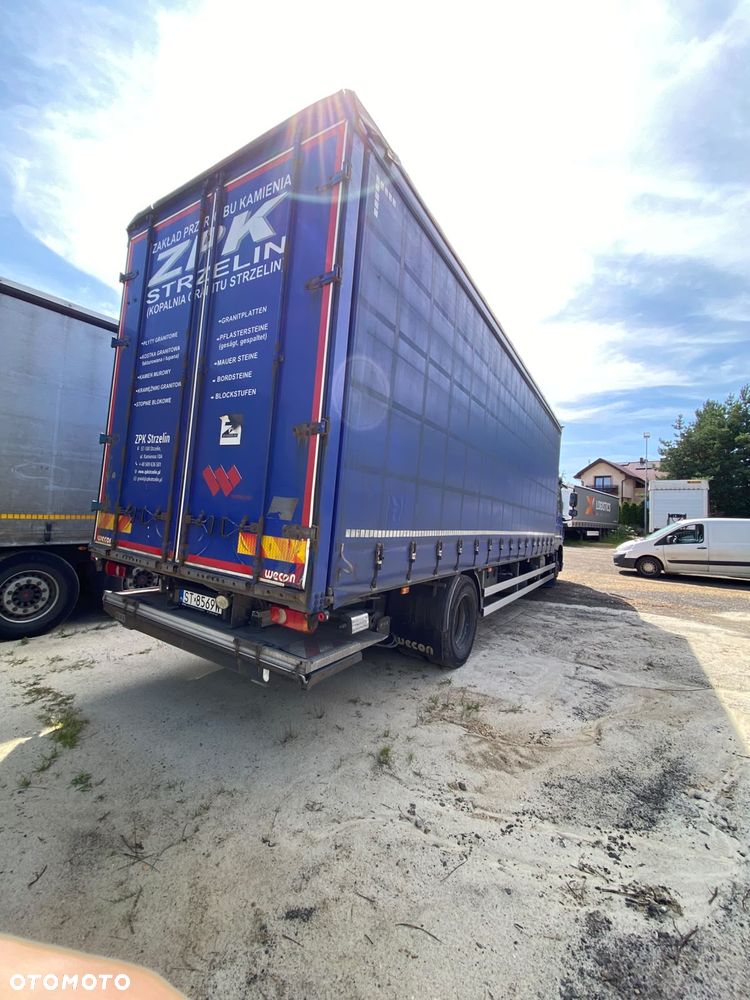 DAF CF 330 - 2