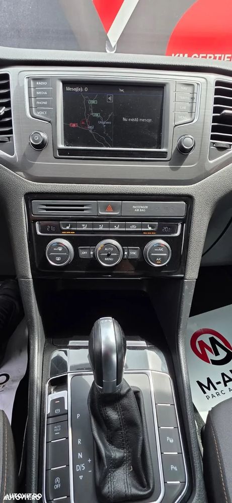 Volkswagen Golf - 20