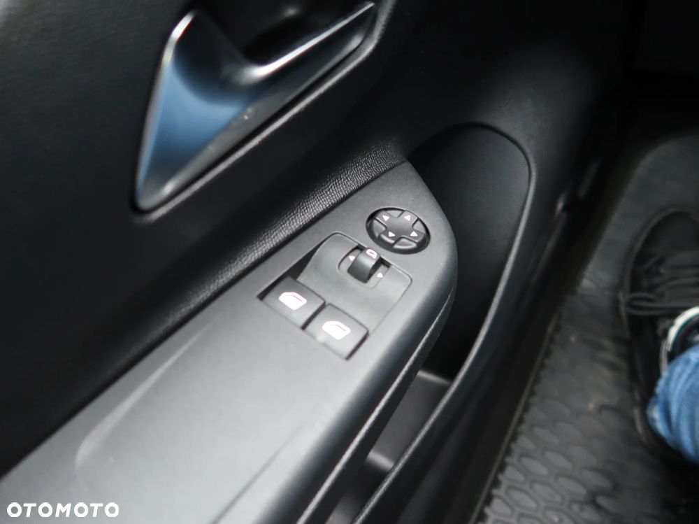 Opel Corsa 1.2 Edition S&S - 19