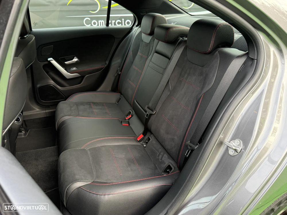 Mercedes-Benz A 180 Limousine d AMG Line Aut. - 26