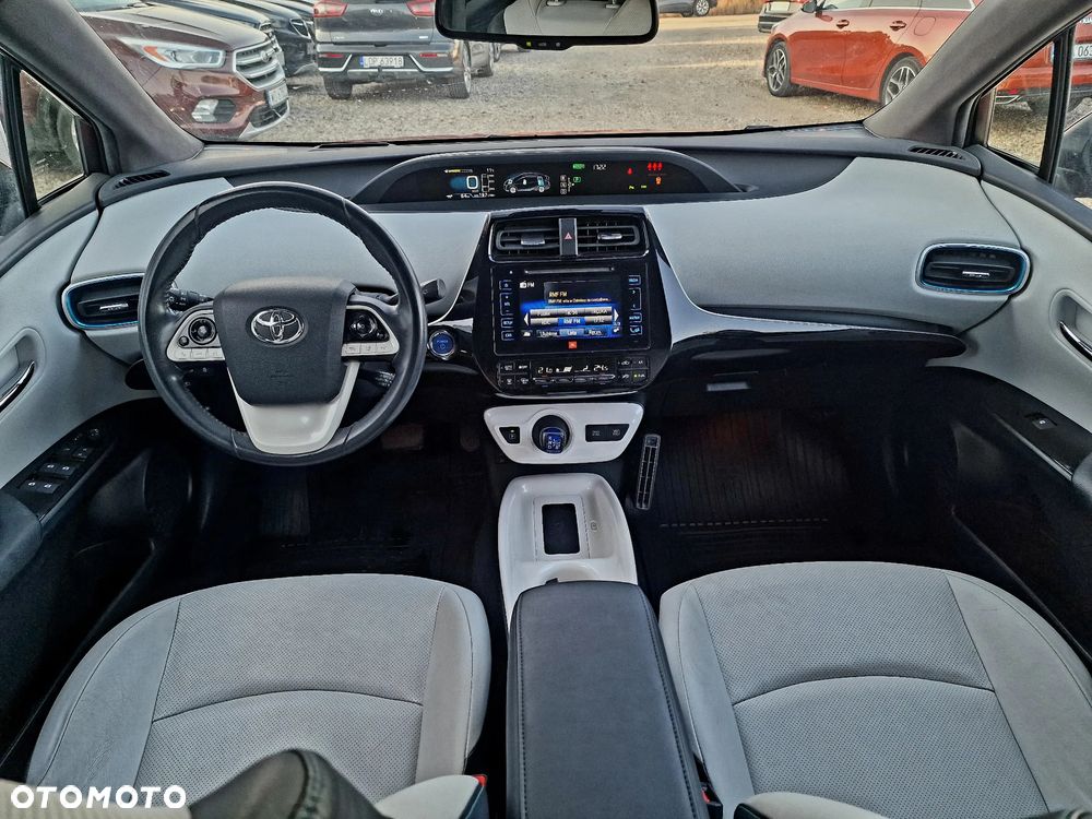 Toyota Prius - 22