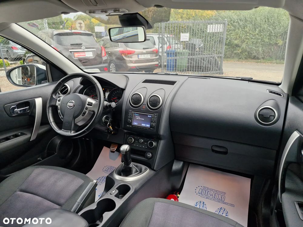 Nissan Qashqai - 24