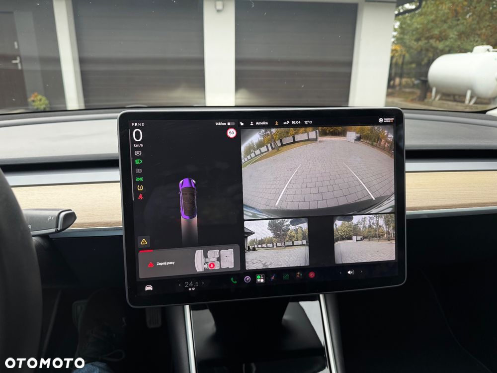 Tesla Model 3 Performance AWD - 17