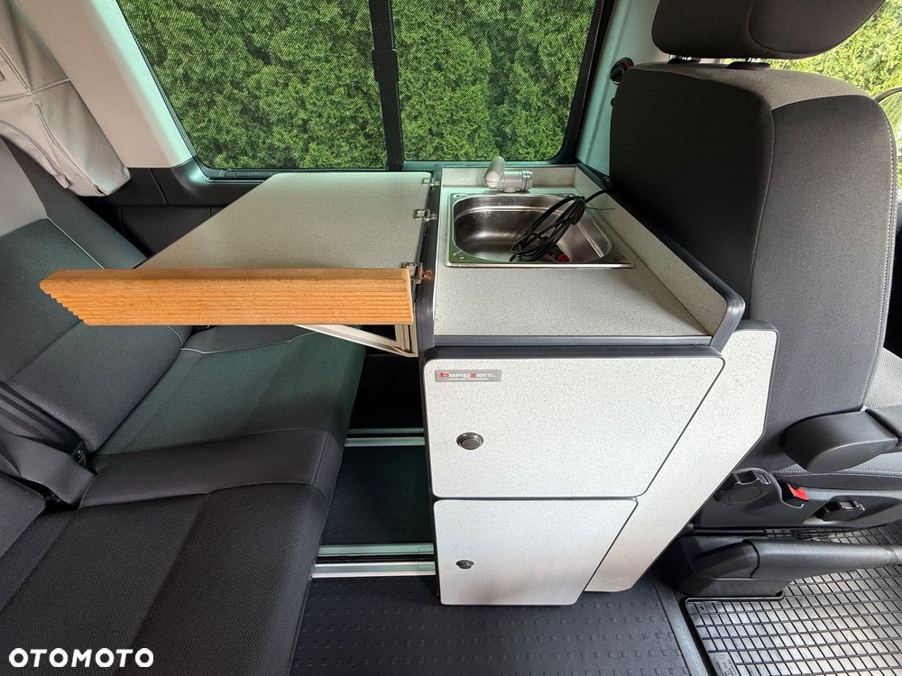 Volkswagen California - 17