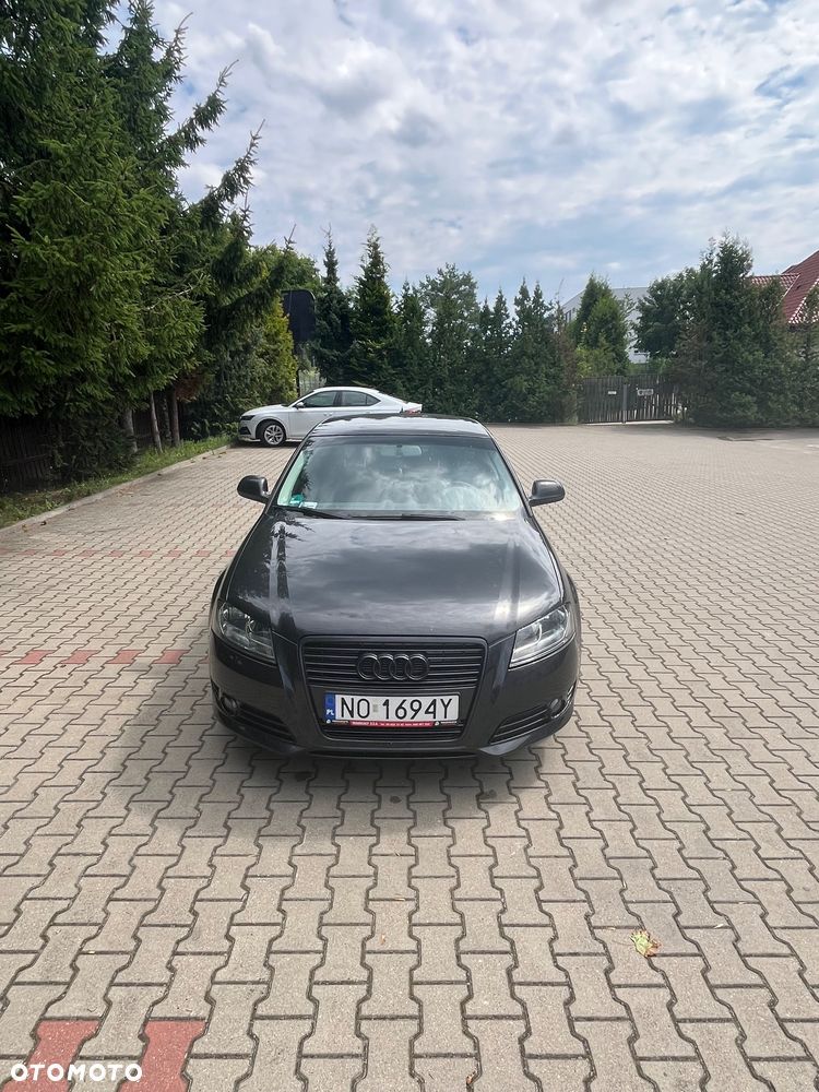 Audi A3 Sportback - 2