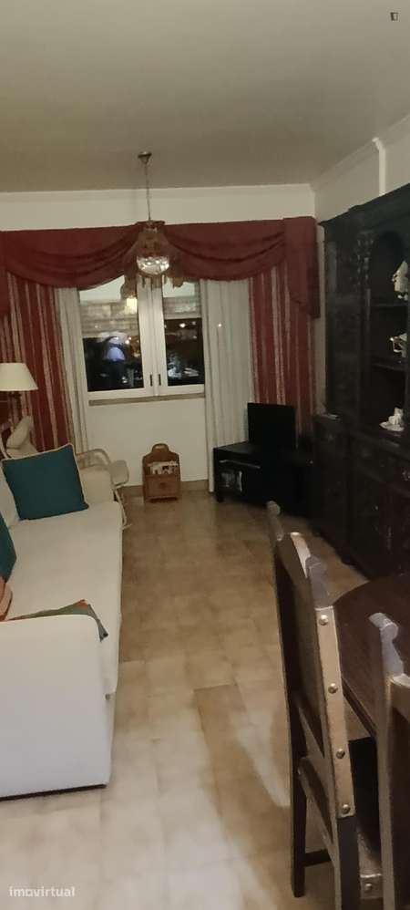 Quarto - localizado em Lisbon - Grande imagem: 3/9