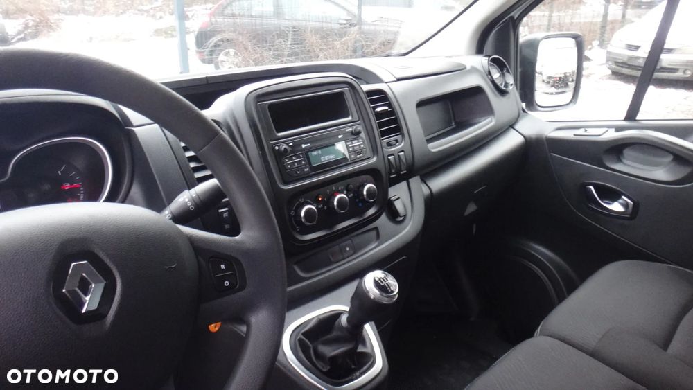 Renault Trafic - 11
