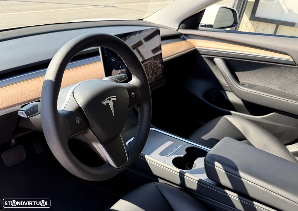 Tesla Model 3 Tração Traseira - 29