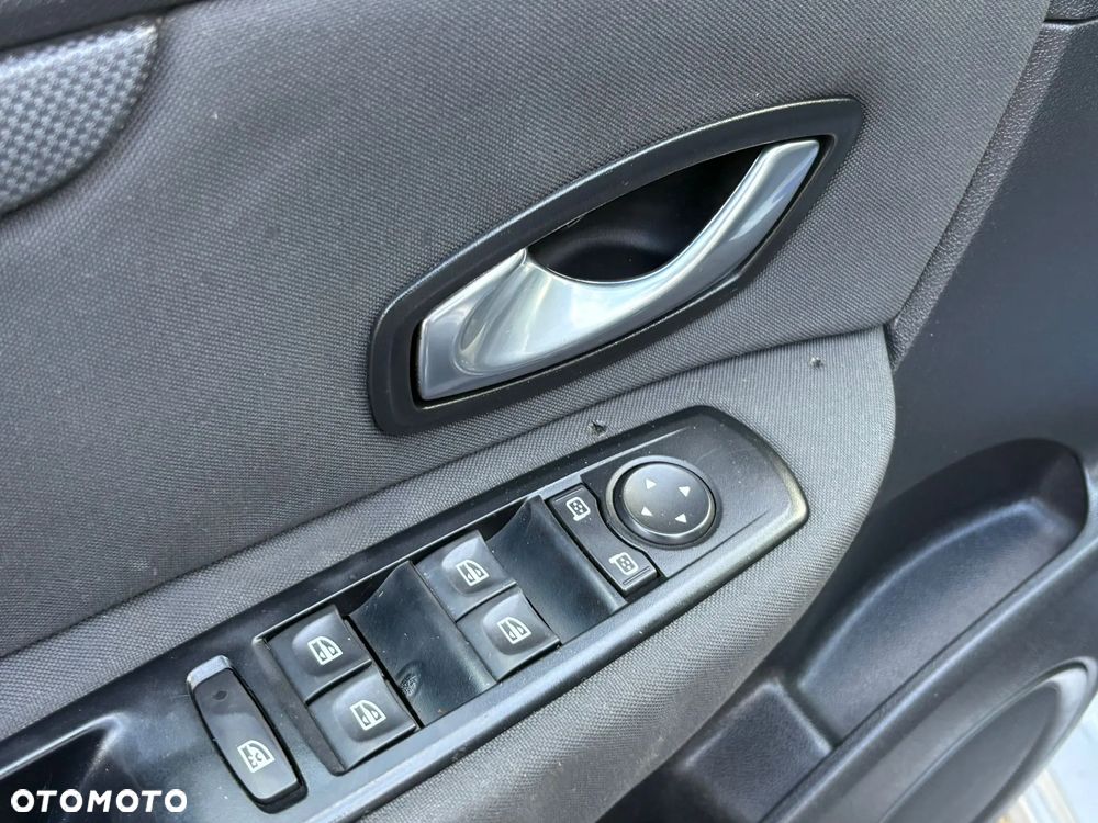 Renault Scenic 1.5 dCi Confort Expression - 13