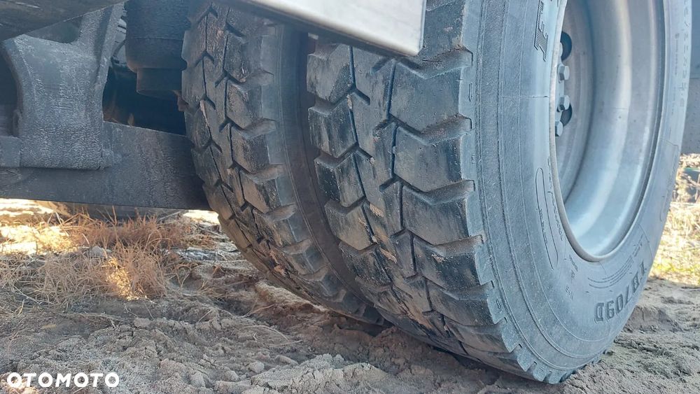 Mercedes-Benz AXOR 1833 - 17