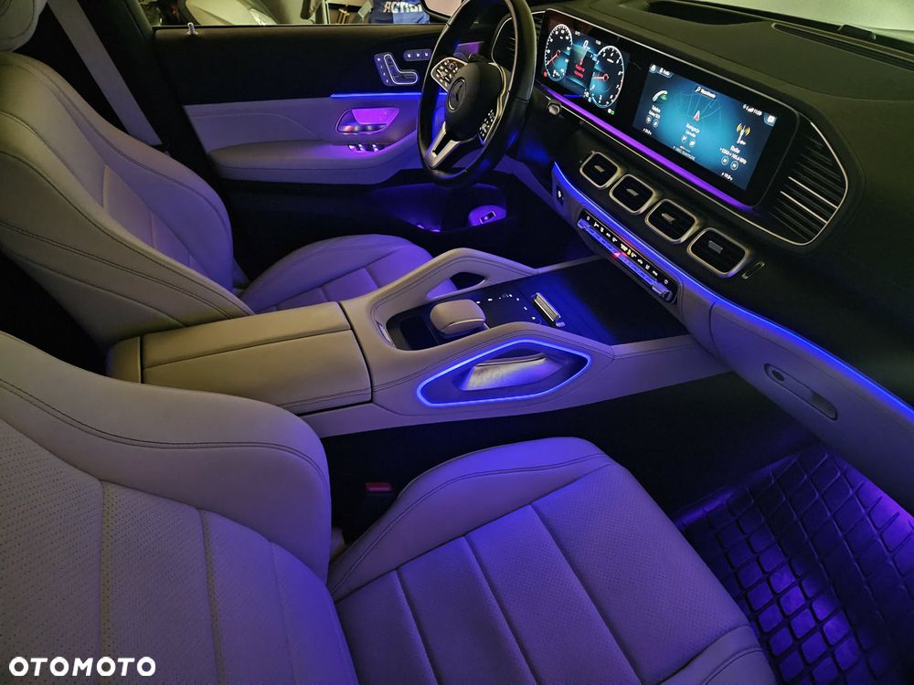 Mercedes-Benz GLE - 24