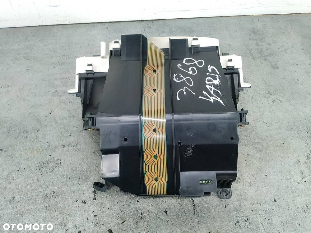 LICZNIK TOYOTA YARIS VERSO 83800-52510 457300-0420  DENSO 1.3 16V - 2