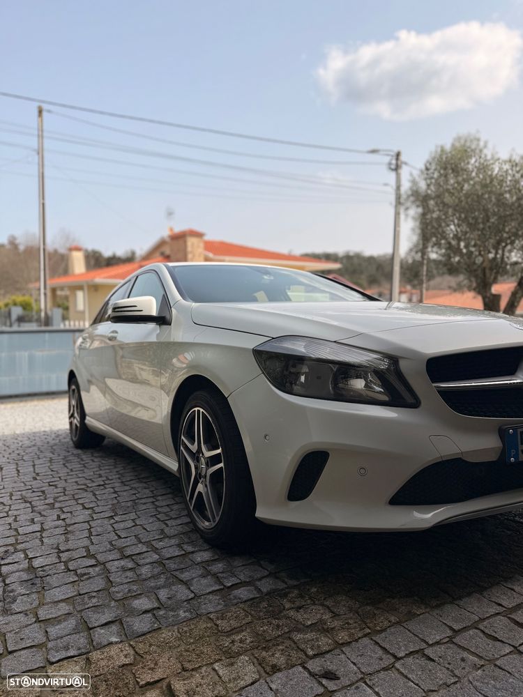 Mercedes-Benz A 180 d Fleet Pack Urban - 2