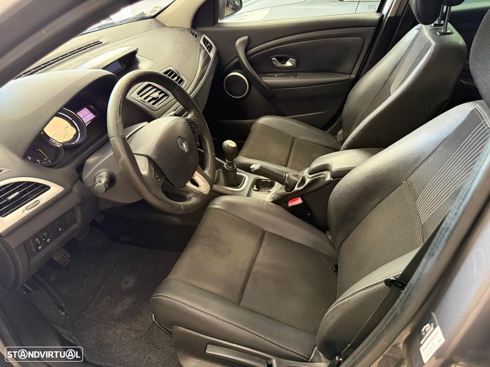 Renault Mégane Sport Tourer 1.5 dCi Dynamique S - 4