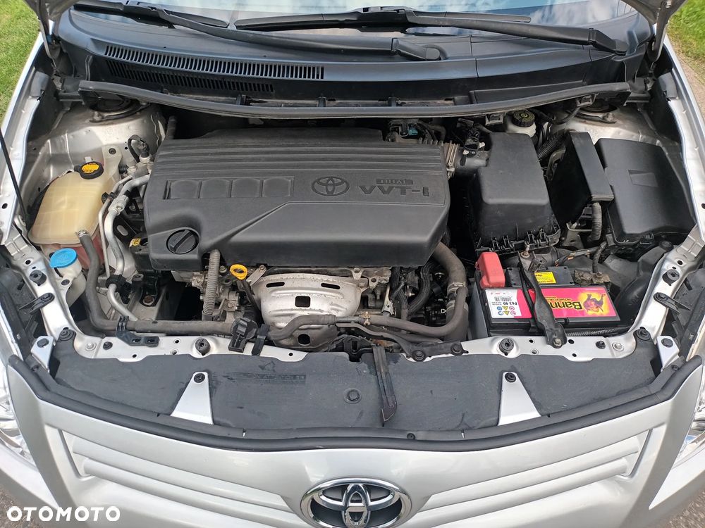 Toyota Auris 1.33 VVT-i Life Comfort - 19