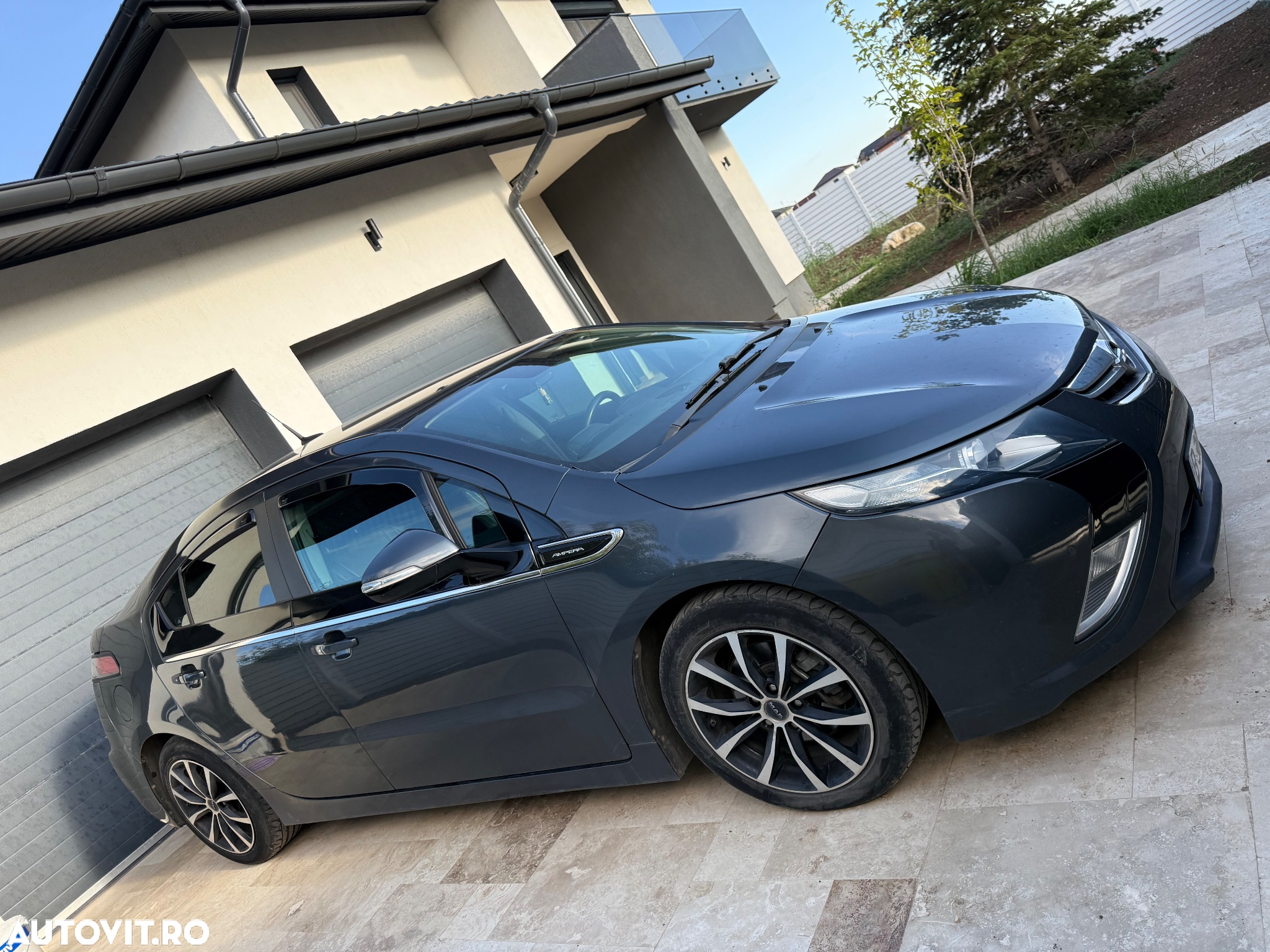Opel Ampera - 4