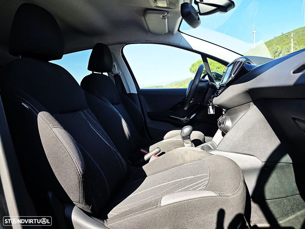 Peugeot 208 1.4 HDi Active - 13
