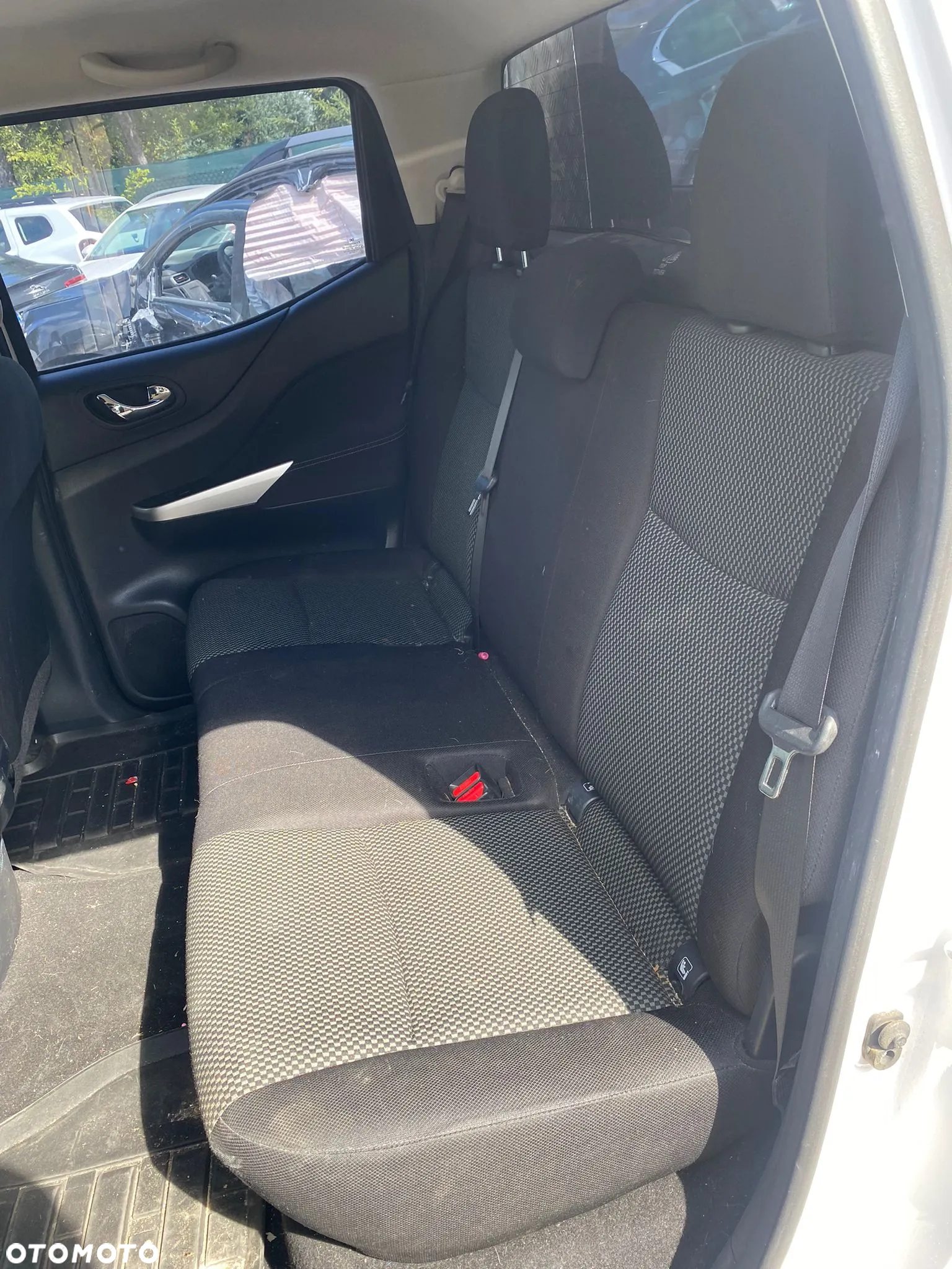 Renault Alaskan Double Cab 4x4 dCi 160 LIFE - 34