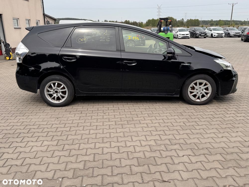 Toyota Prius+ (Hybrid) - 3