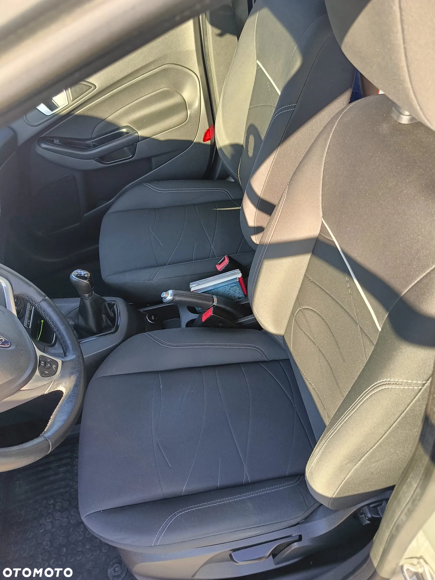 Ford Fiesta 1.0 Trend EU6 - 14