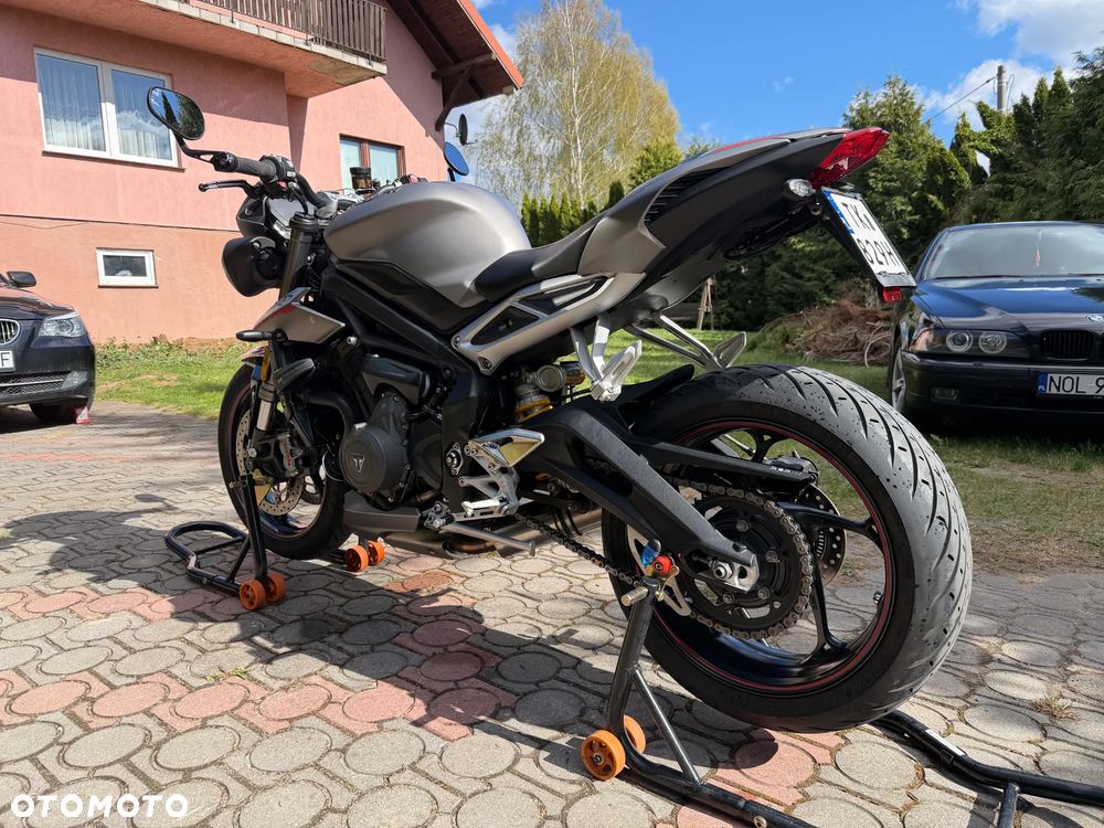 Triumph Street Triple - 6