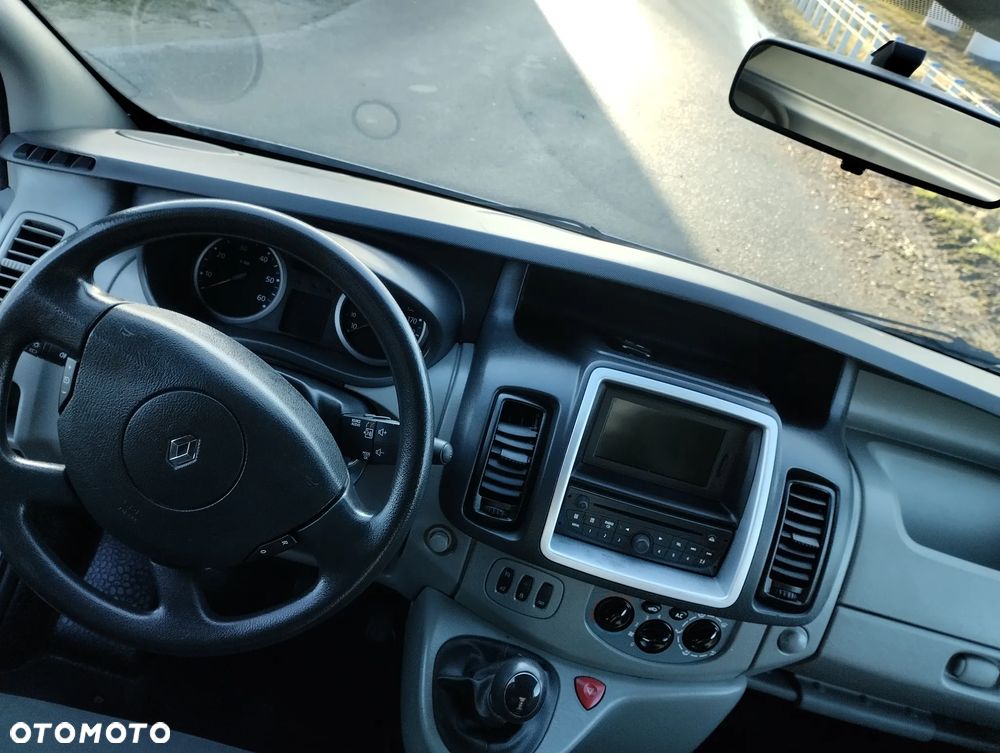 Renault Trafic - 11