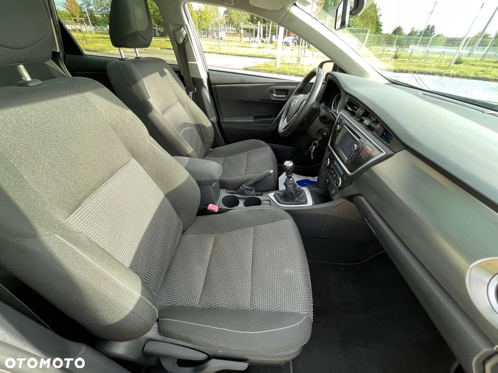 Toyota Auris 1.6 Valvematic Life - 14