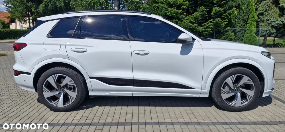 Audi Q6 e-tron quattro - 4