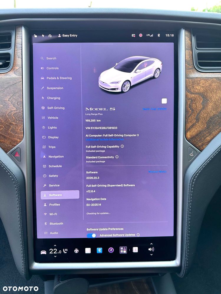Tesla Model S - 5