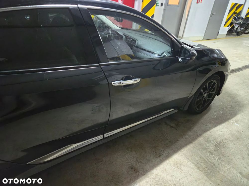 Honda Civic 1.5 T Executive - 26