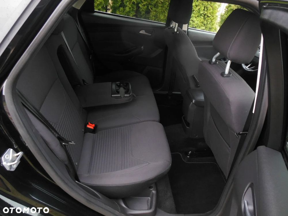 Ford Focus 1.0 EcoBoost STart-Stopp-System TITANIUM - 32