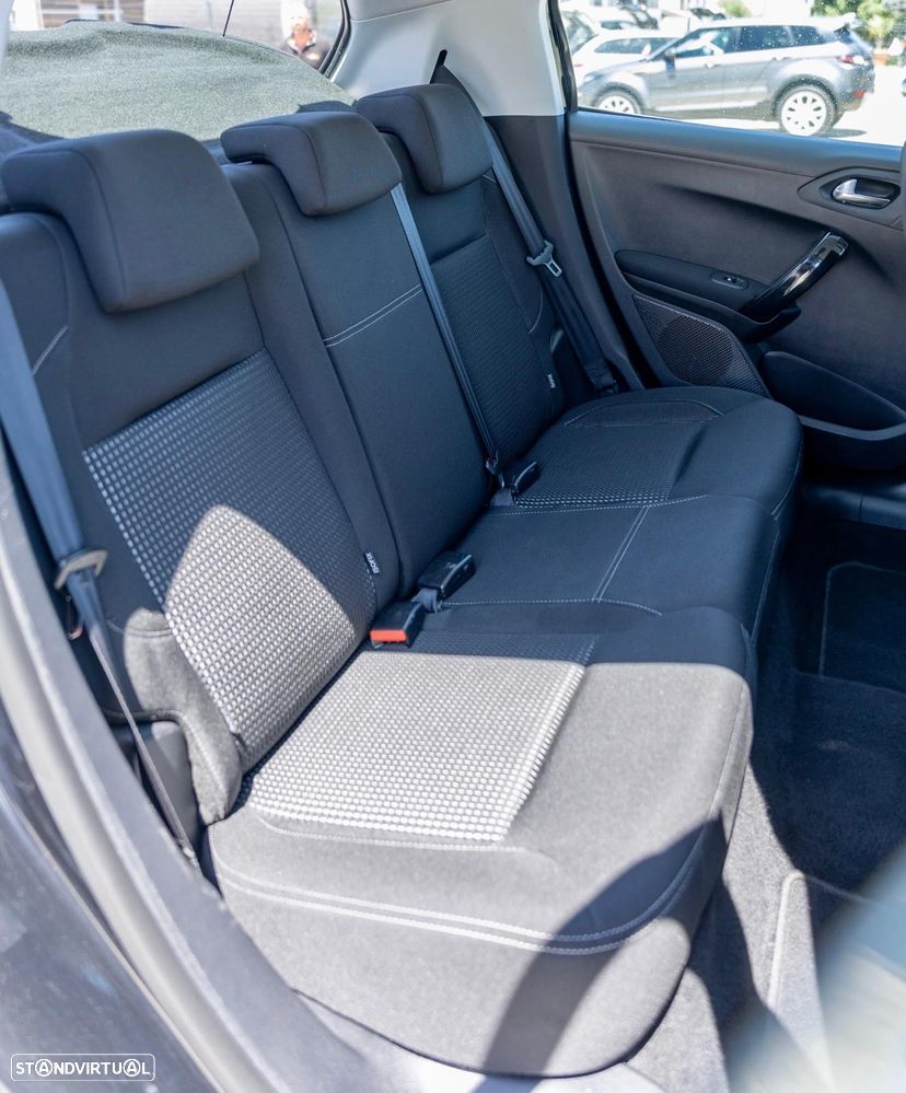 Peugeot 208 1.6 BlueHDi Allure - 7