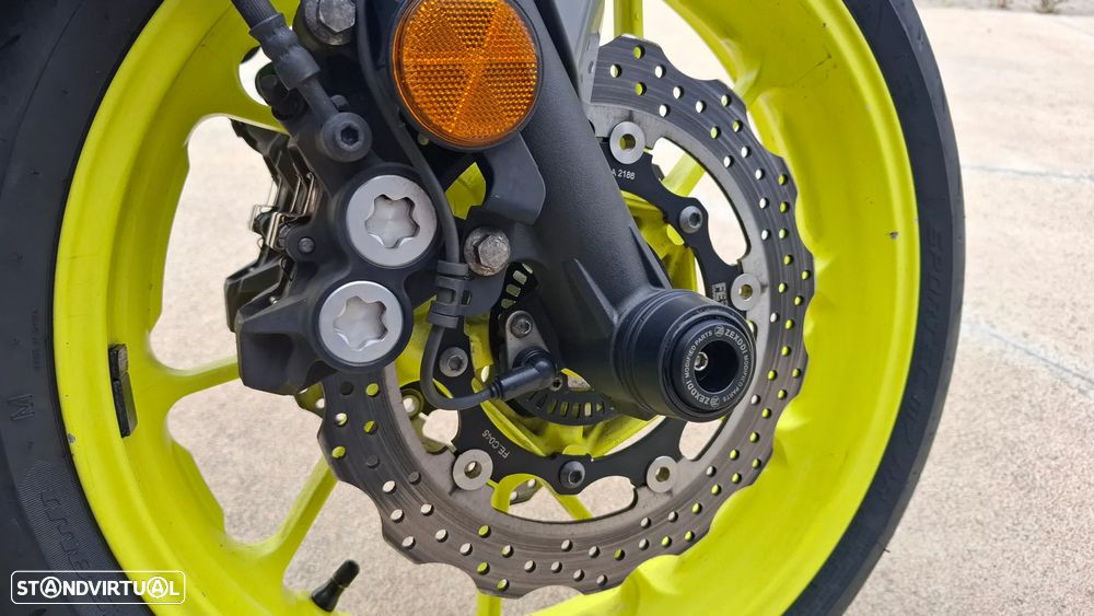 Yamaha MT-07 Nardo Grey 35 kw - 27