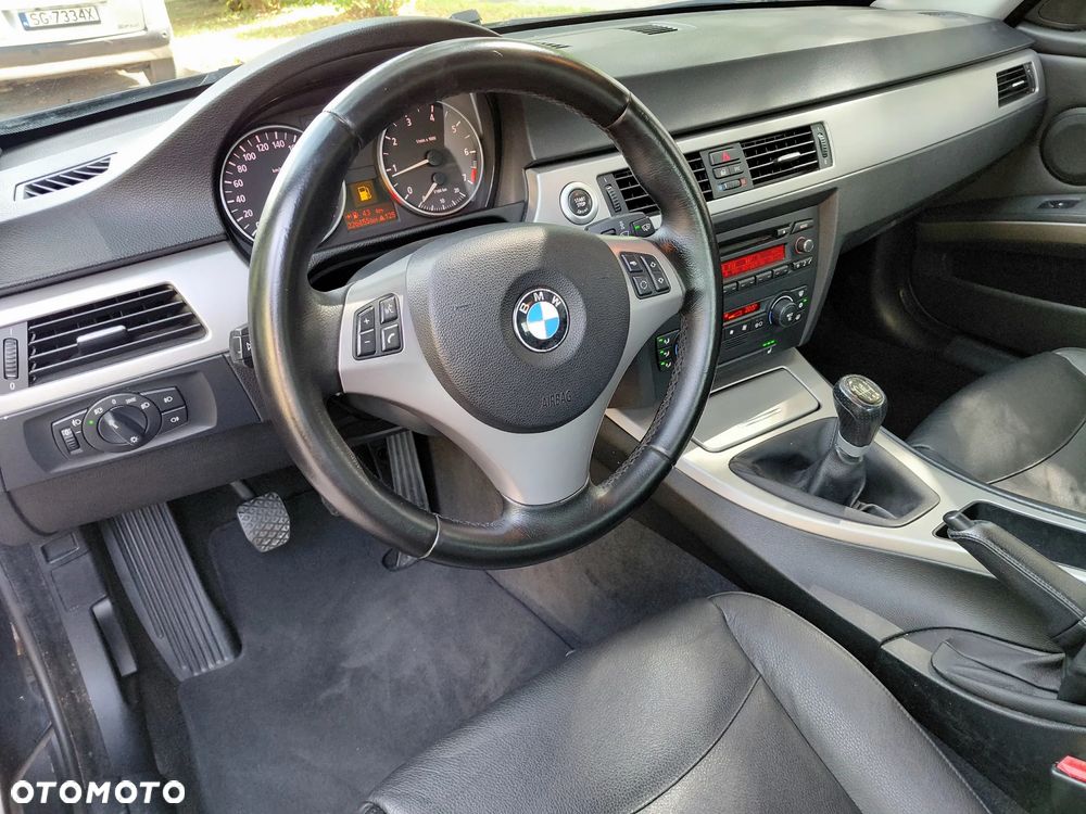 BMW Seria 3 - 10