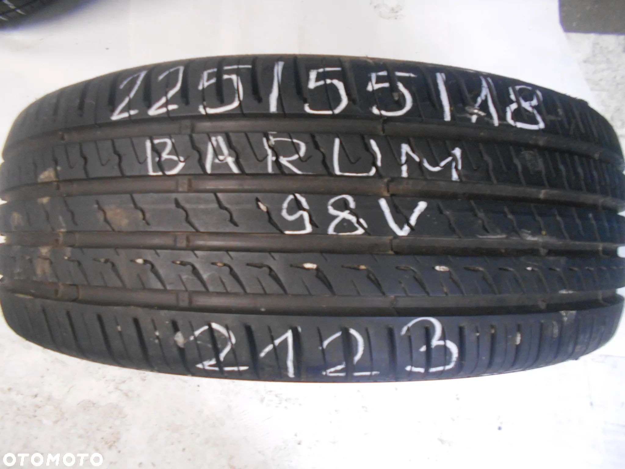 OPONA POJEDYNKA 225/55R18 BARUM BRAVURIS 5 HM DOT 2123 8.9MM - 1