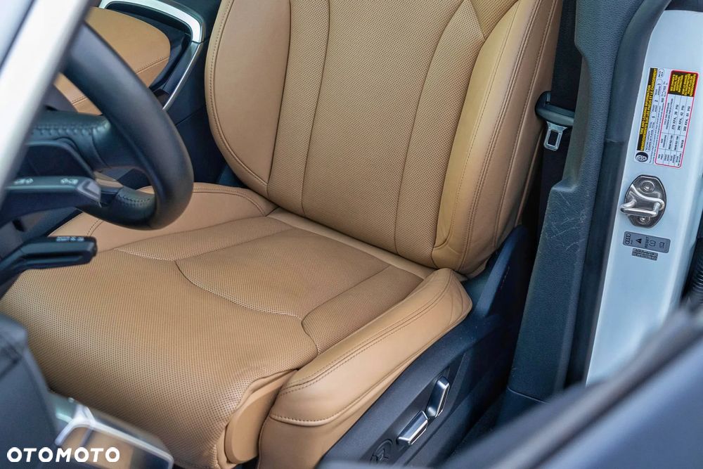 Audi Q8 SUV TFSI quattro 250 kW tiptronic S line business - 17