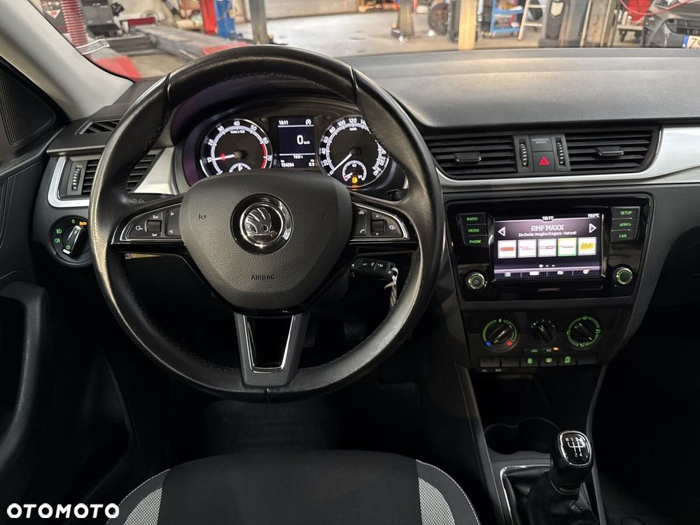 Skoda RAPID 1.0 TSI Ambition - 14