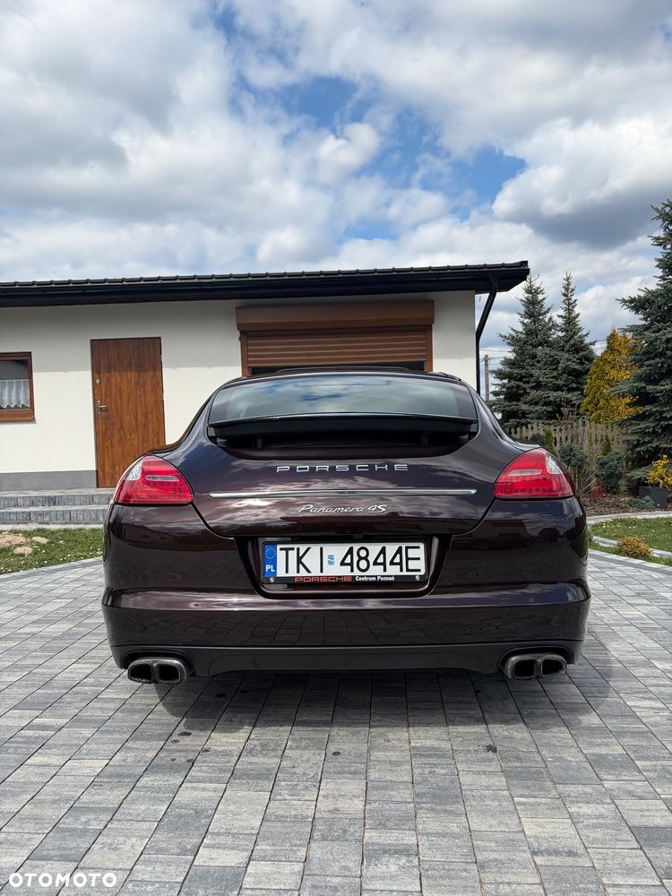 Porsche Panamera 4S - 6