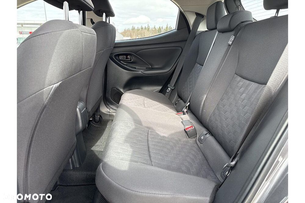 Mazda 2 - 18